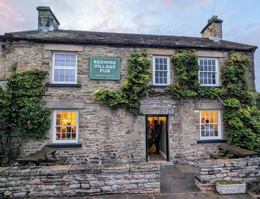 Redmire Village Pub Dış mekan fotoğraf